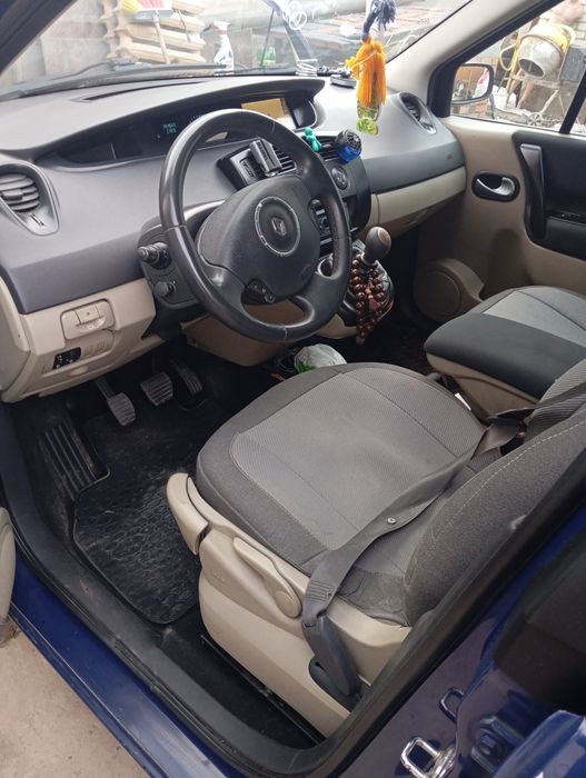 Рено гранд сценік