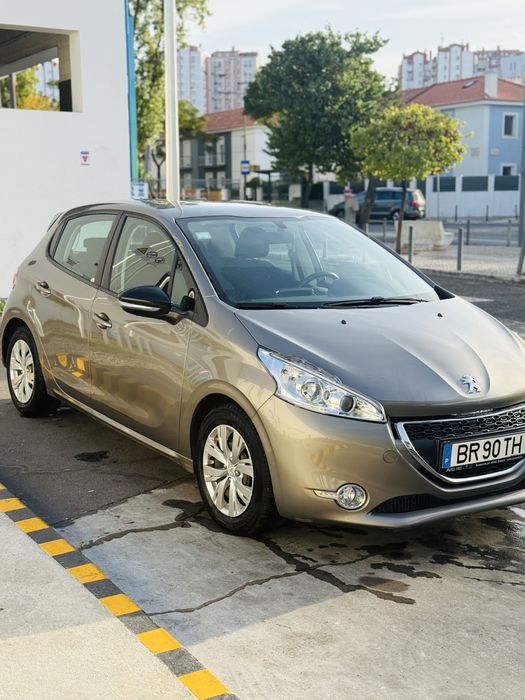 Peoguet 208, 2015 Caixa Automatico 1.2 Gasolina