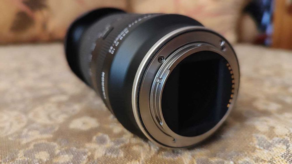 Об'єктив Tamron 28-200mm f/2.8-5.6 Di III RXD (для Sony)