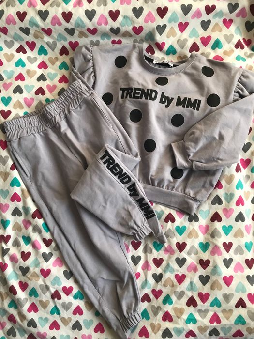 Nowy dres dla dziewczynki