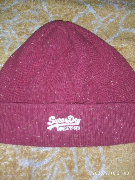Czapka damska Superdry