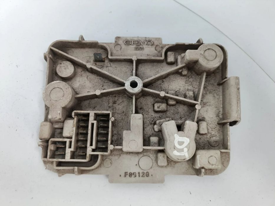 Suporte lâmpada direito PEUGEOT 205 II (20A/C)