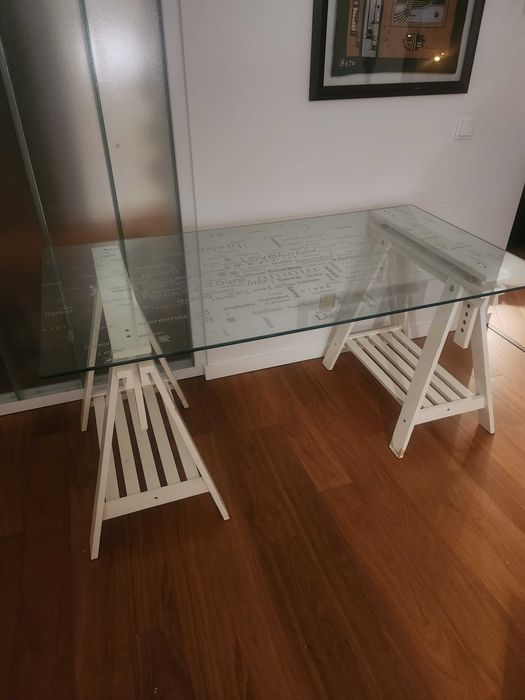 Mesa Ikea bom estado - 150 por 80