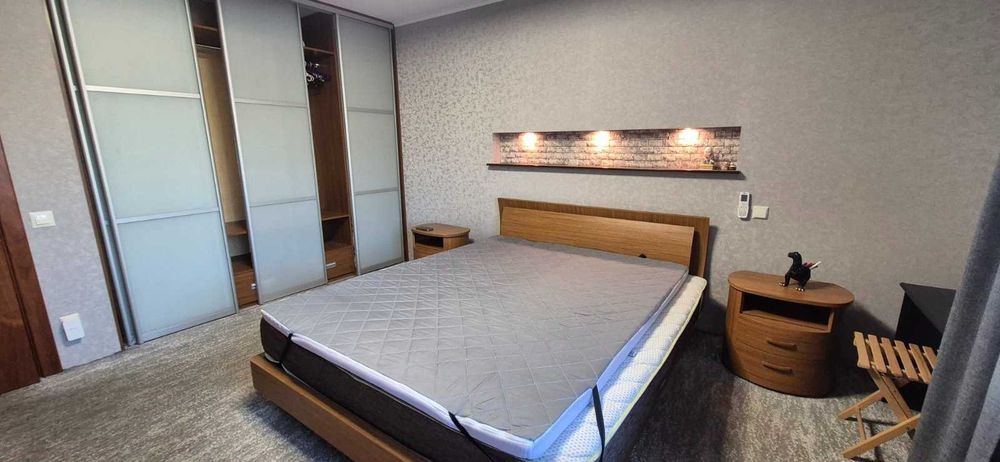 Оренда 3-кімнатної квартири 120 м.кв.біля метро «Палац Україна» Антоновича,122