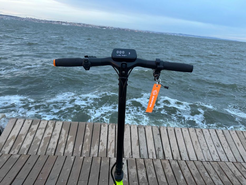 Trotinete Elétrica Kukirin A1 800W - 45 Km/h - 800KM