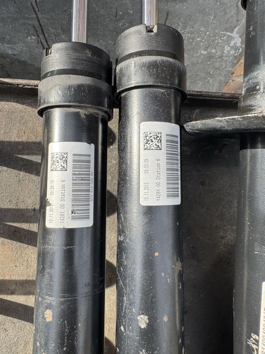 Audi A4 B8 sachs амортизатори пружини спортивна подвіска 1BV Sline