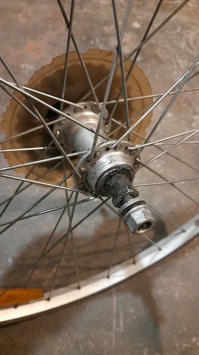 Obręcze + opona Kenda 26cali