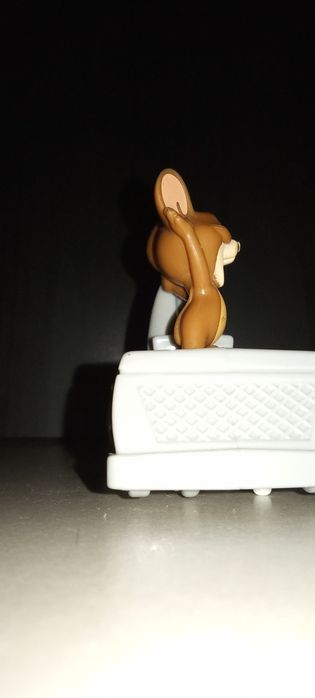 Aspirador com o Rato do Tom e Jerry (para brincar)