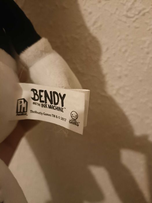 Peluche Boris e boneco vynil Bendy do jogo BENDY AND THE INK MACHINE