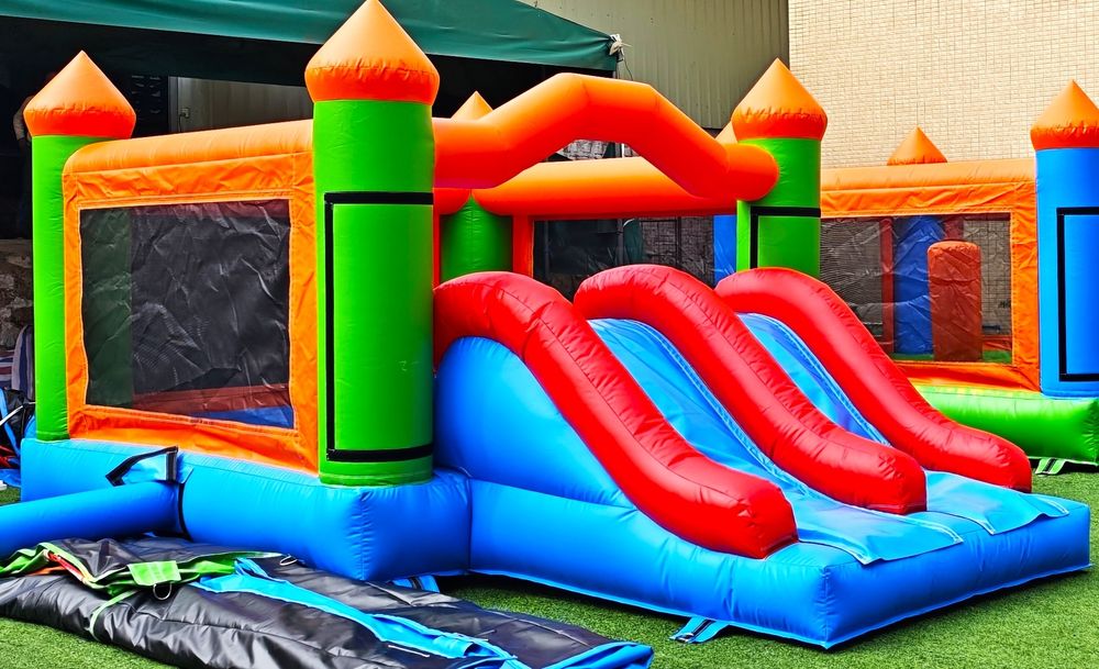 Insuflável em lona usados