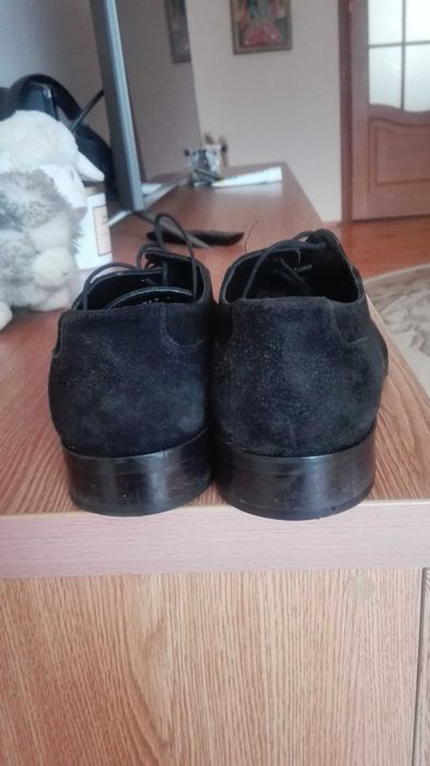 Чоловічі туфлі. Натуральна заамша. Італія.