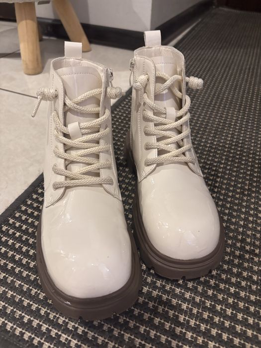 Черевички для дівчинки