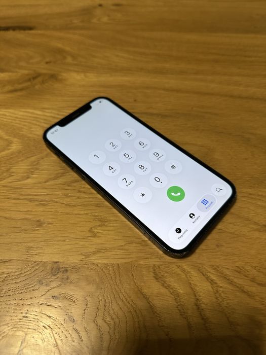 Apple iPhone 12