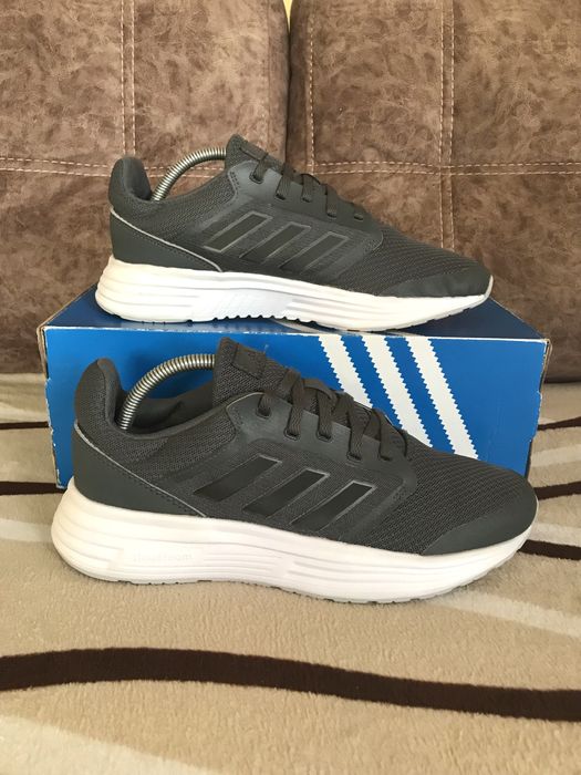 Adidas galaxy 5 performance grey run boost equipment
