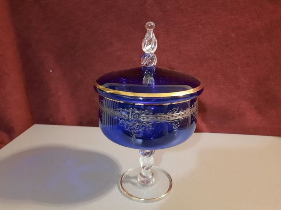 Конфетница на ножке Чешское стекло Ваза времён ссср ретро антиквариат