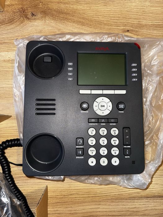 Telefon avaya 9608