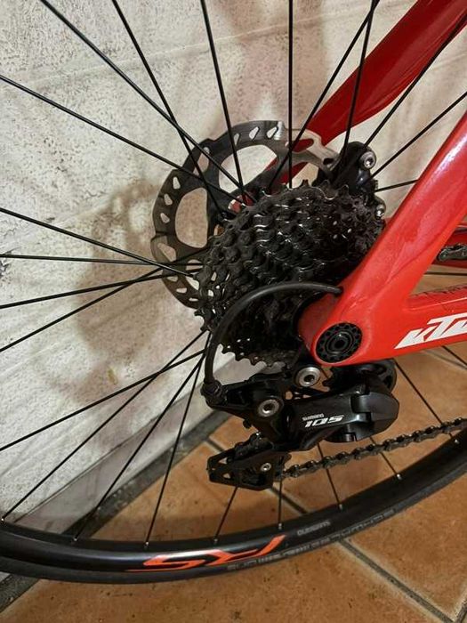 Bicicleta KTM Lisse Pro (como nova)