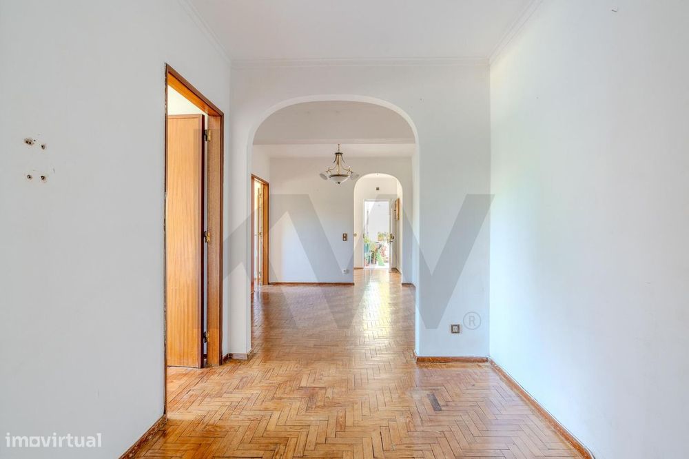 Prédio Urbano para Reabilitação - Excelente Oportunidade de Investimen