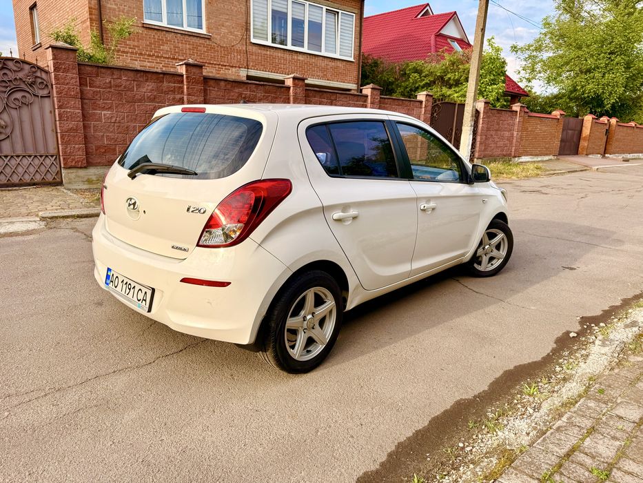 Продам Hyundai i20