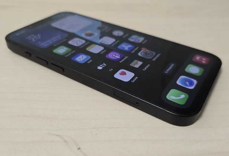iPhone 13 Midnight Black — 128GB — Como Novo + Capa Armour