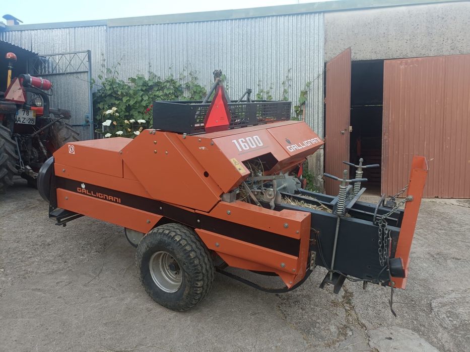 Enfardadeira Gallignani 1600