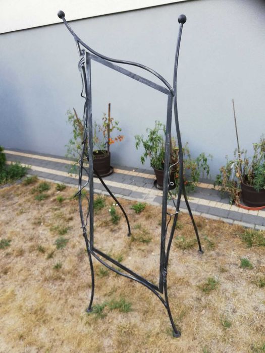 Lustro kute stojące sama rama 1,75 x 0,75 kolor czarno-srebrny