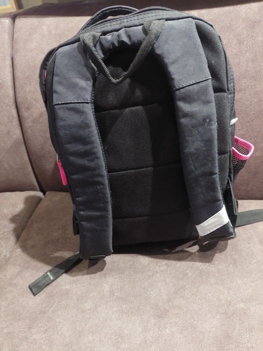 Продам портфель для дівчинки