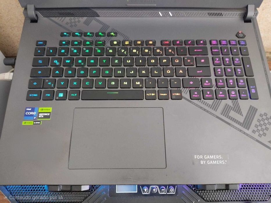 Portátil asus rog strix potente