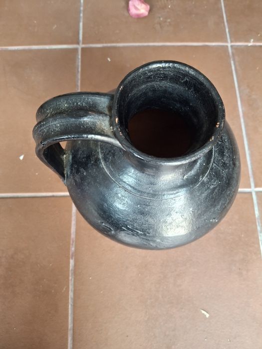 Jarra de barro antiga