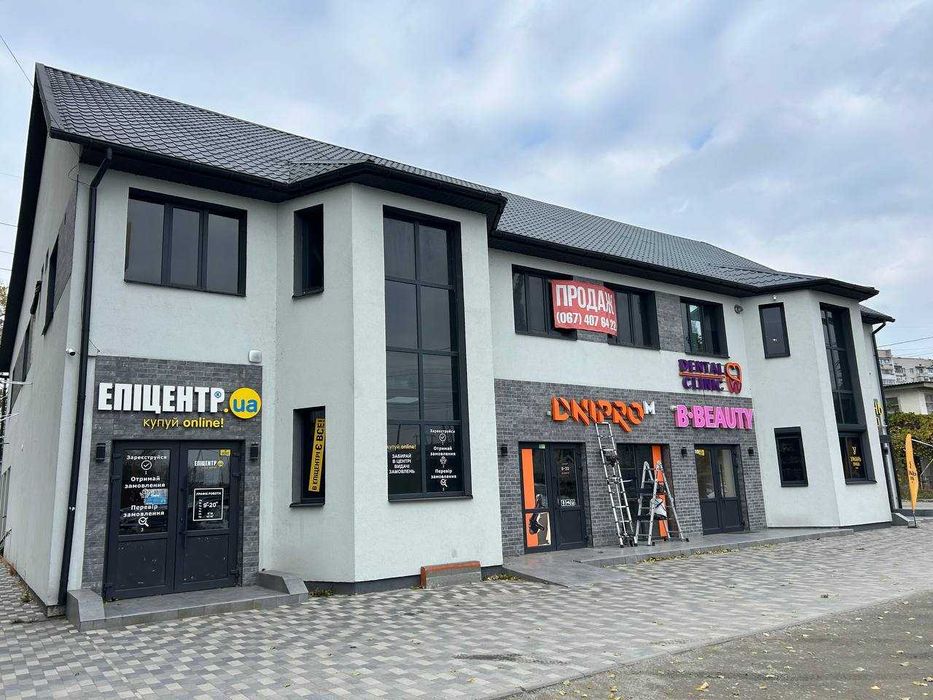 Продам фасадне приміщення 73 кв.м. вул. Набережна м. Вишгород