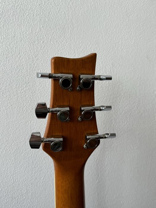 Guitarra electro-acústica Ashton