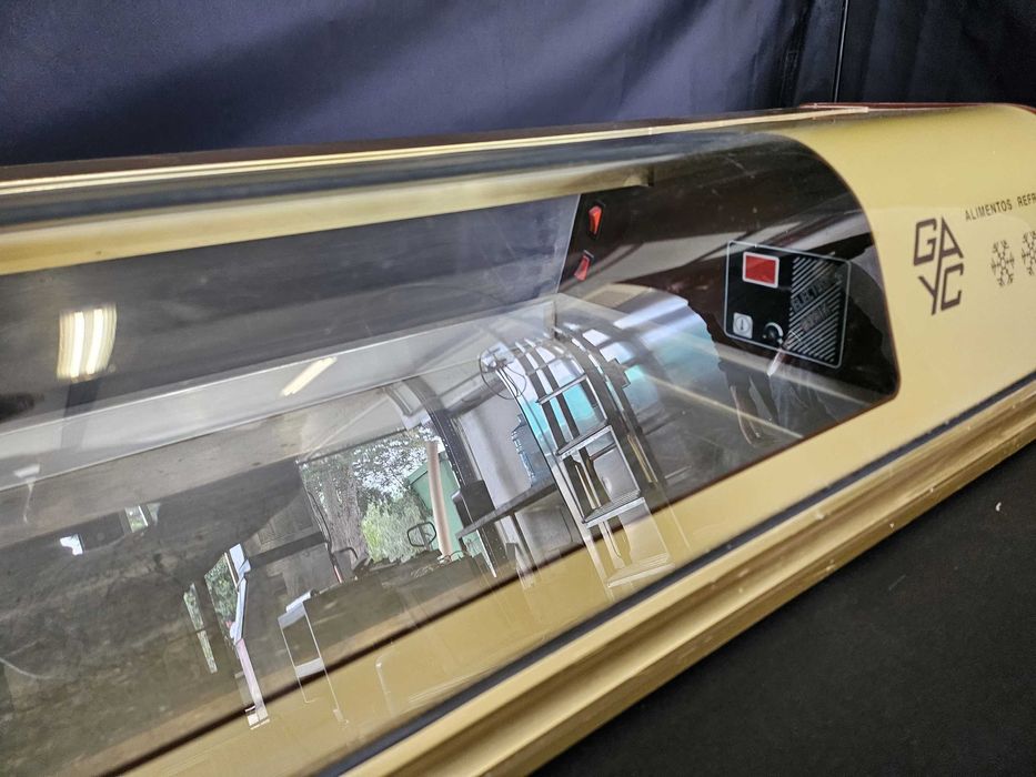 Vitrine refrigerada de bancada