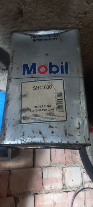 Масло редукторне Mobil SHC 630. 17кг./20л.