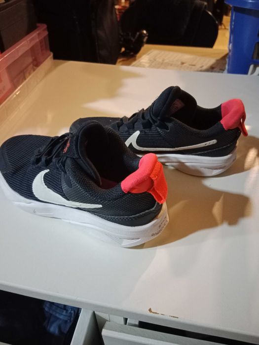 Sapatilhas nike quase sem uso