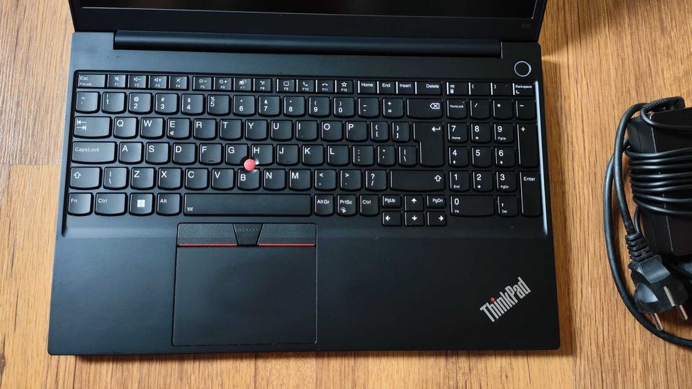 Laptop Lenovo E15 G2 I5/16GB/500GB/Iris Xe/W11Pro