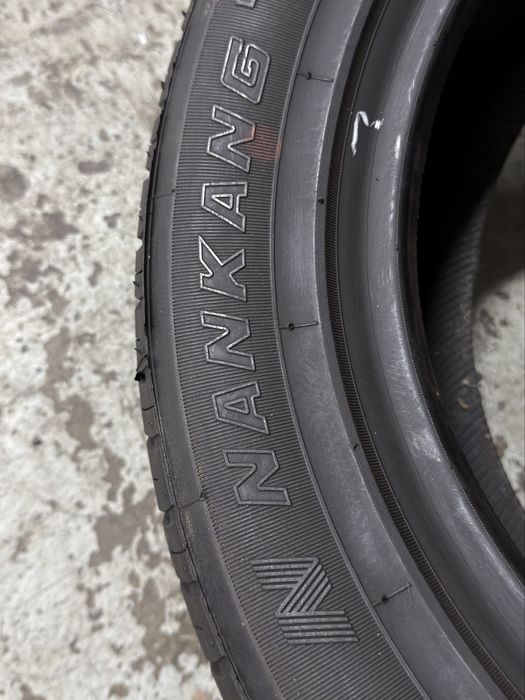 Pneus 205/55r15 Nankang Ultra Sport NS-II com 100% de piso