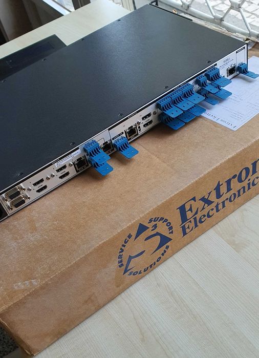 Extron IN1608 xi comutador apresentação de 8 entradas  HDCP 4  HDMI.
