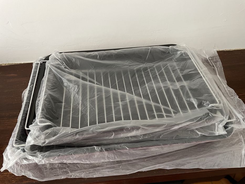 Conjunto de três assadeiras com grelha - novas