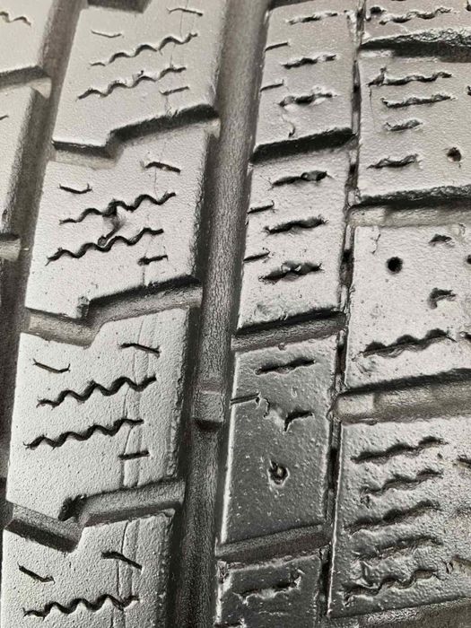 Шини 225/70 R15C Goodyear зима 2022 рік 6,5 мм