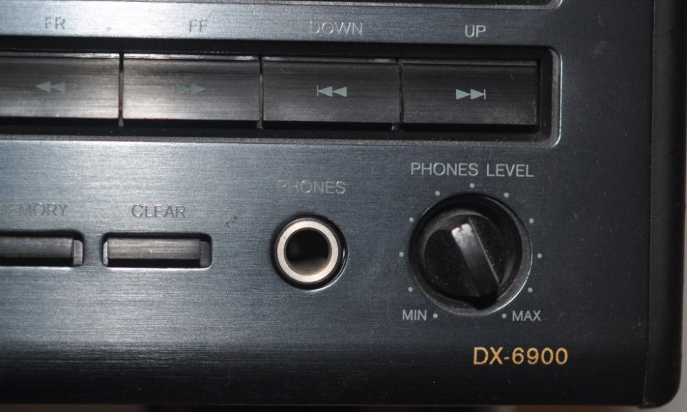 CD Player Onkyo DX 6900