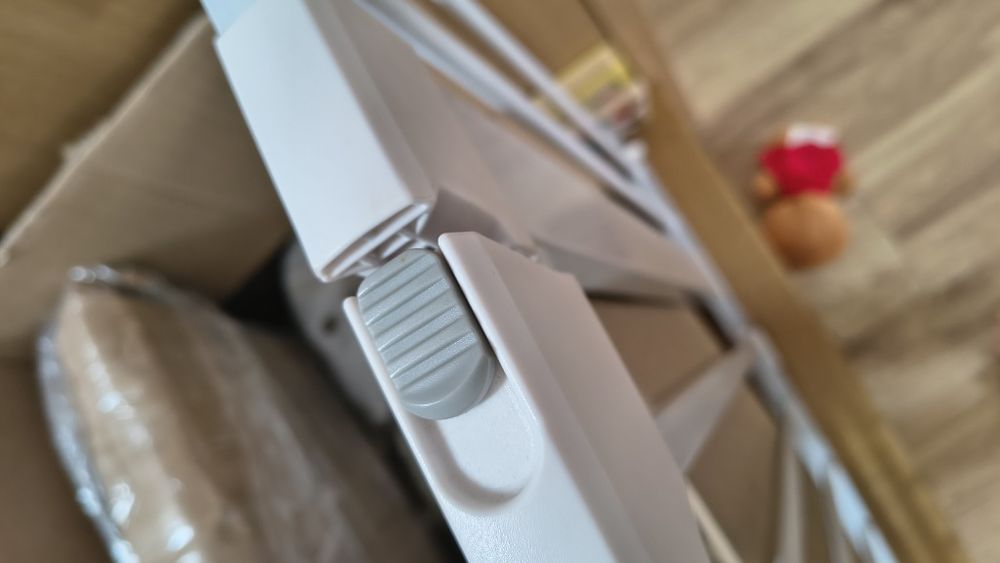 Metalowa barierka, bramka