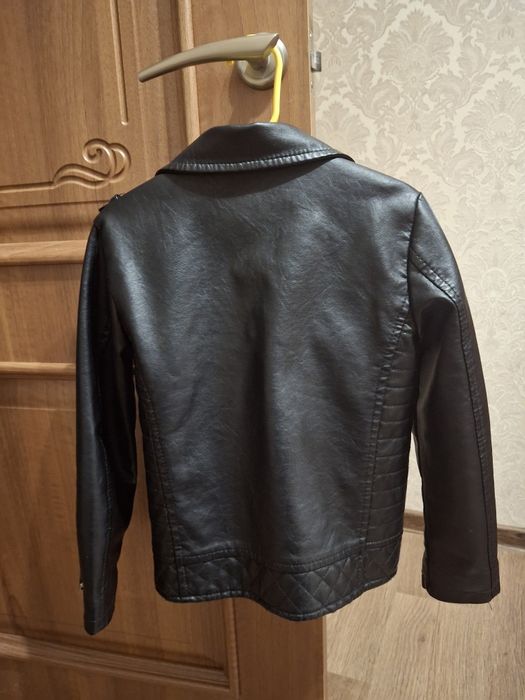 Шкіряна куртка для хлопчика,кожанка