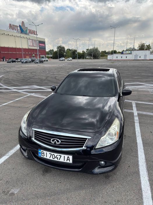 Продам Infiniti G37