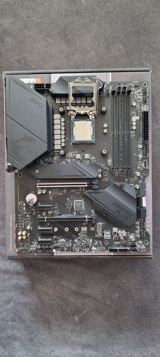 Komputer bez obudowy i dysku, 3060ti, i7-11700f, 32gb ram