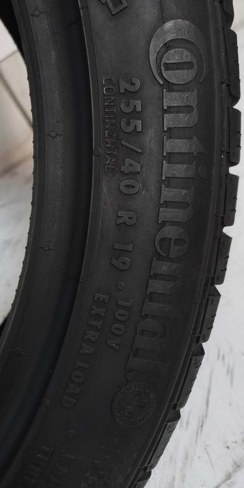 Szt2821R Sztuka 255/40R19 Continental CWC TS810S dot.2813