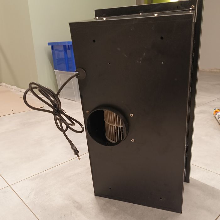 Okap bardzo dobry stan Amica