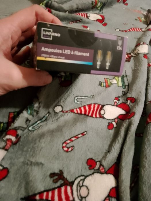 Nowa żarówka LED E14  4,7W=40 W LIVARNO Home