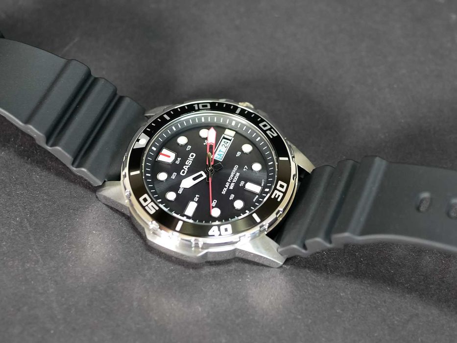 Casio MTP-S110L-1AV 47mm Solar Black