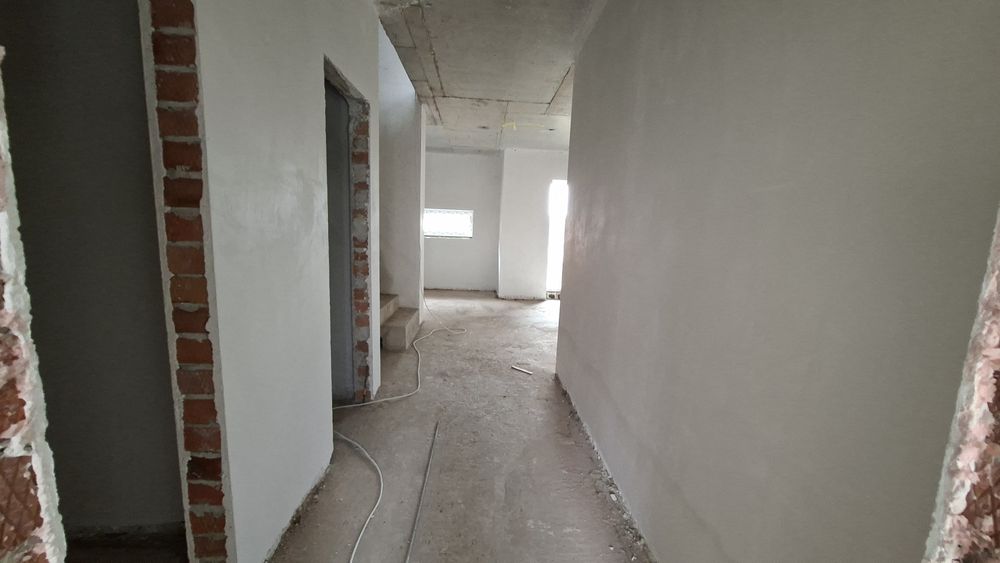 Продаж Таунхаус 145м². Ділянка 2сот. Готовий до ремонту. Комунікації