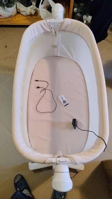 Дитяче ліжечко манеж качеля